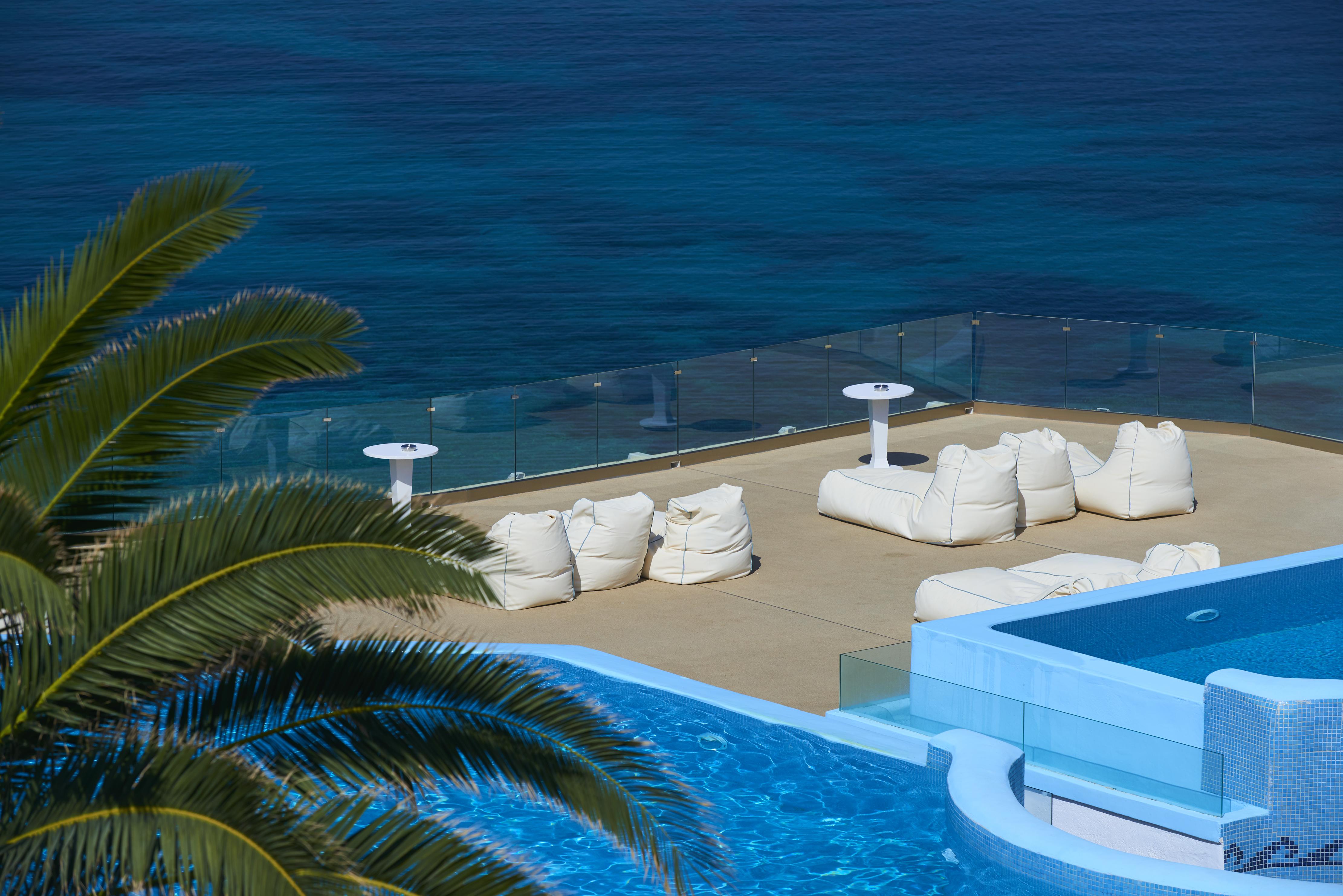 Saint John Hotel Villas&Spa Agios Ioannis Diakoftis Esterno foto The pool at the hotel