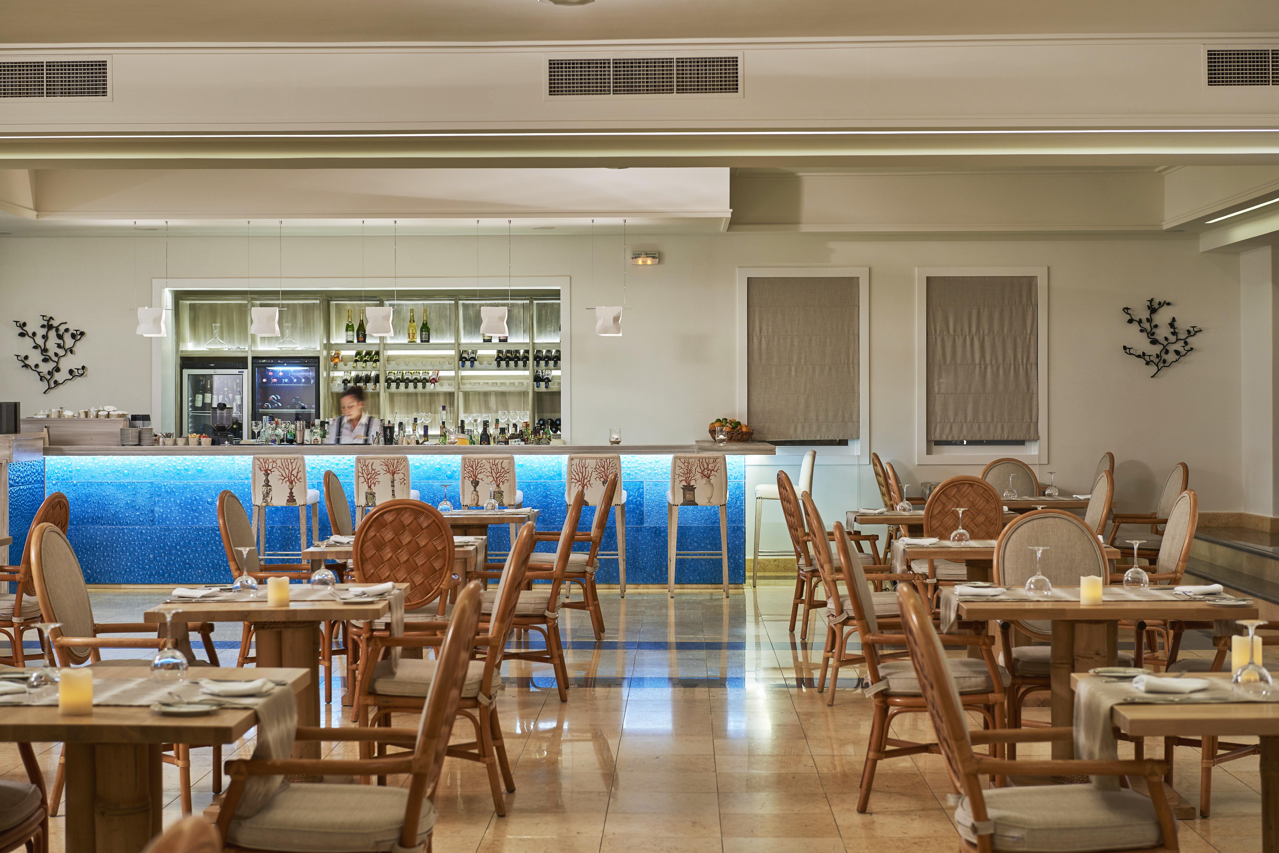 Saint John Hotel Villas&Spa Agios Ioannis Diakoftis Esterno foto Restaurant