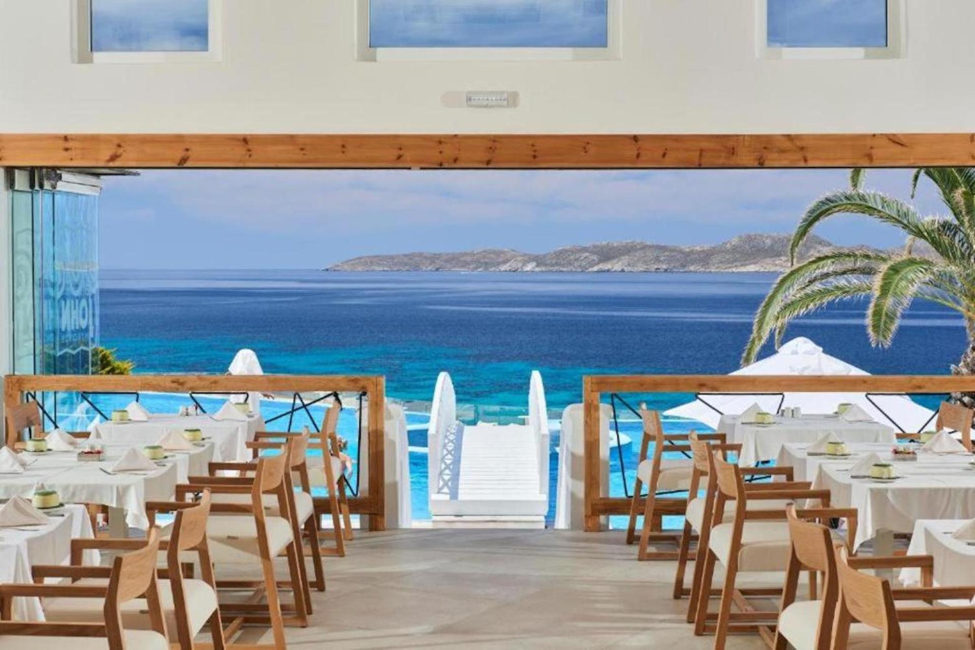 Saint John Hotel Villas&Spa Agios Ioannis Diakoftis Esterno foto The restaurant at Atlantis Paradise Island